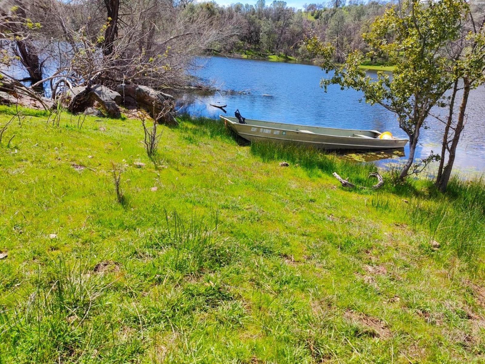 Rolling Oaks Ranch - 200 Acres Of Lakeside Beauty & Countryside Serenity มารีโปซา ภายนอก รูปภาพ